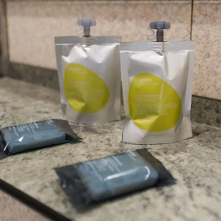 7 Santi Vandrerhjem *