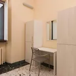 7 Santi Hostel *