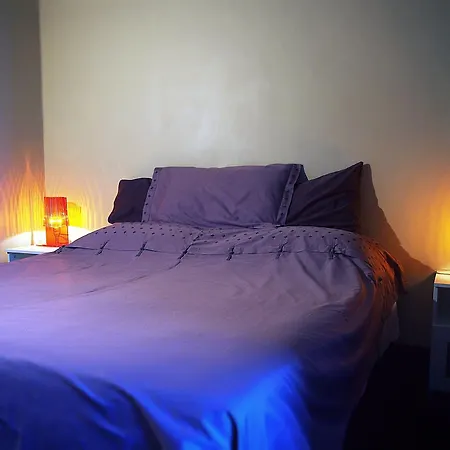 Hostel 7 Santi