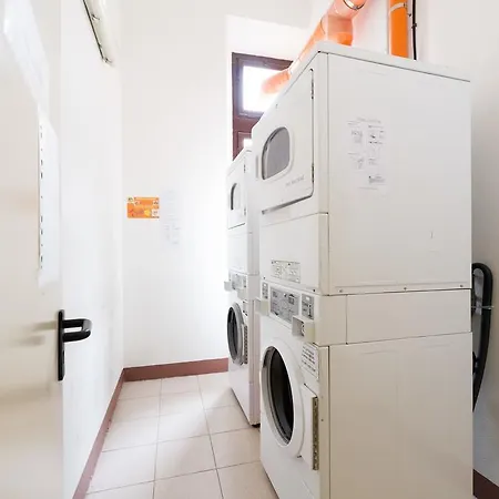 7 Santi Hostel