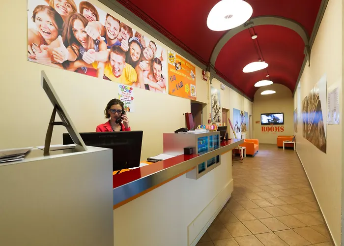 Auberge de jeunesse 7 Santi *