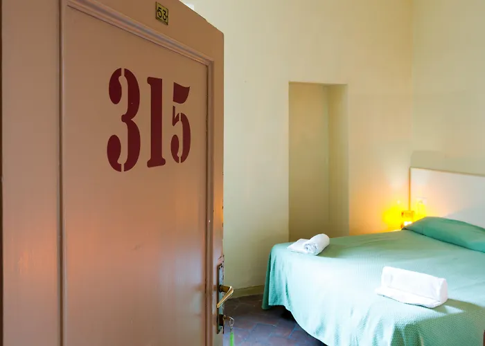 Auberge de jeunesse 7 Santi Florence