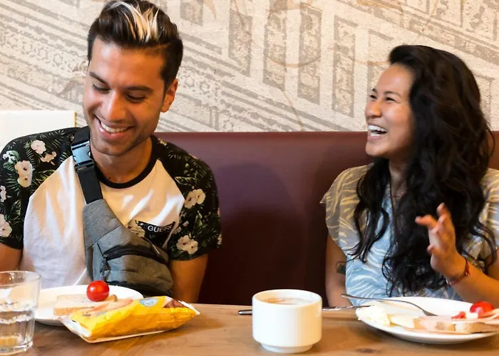 Auberge de jeunesse 7 Santi