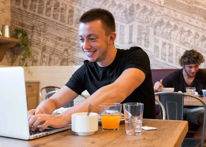 7 Santi Auberge de jeunesse Florence