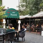 بيت شباب 7 Santi